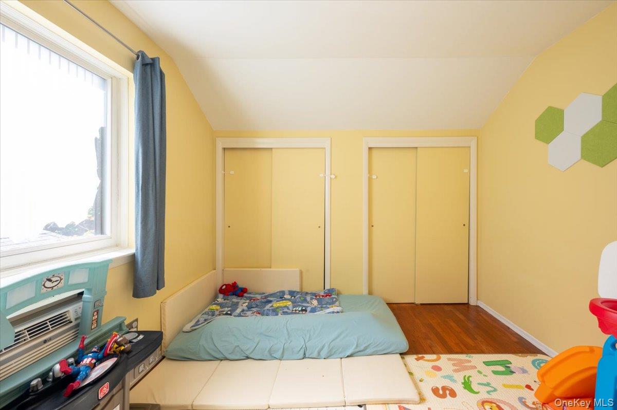 #17 photo, 16608 29th Avenue, Flushing , NY 11358