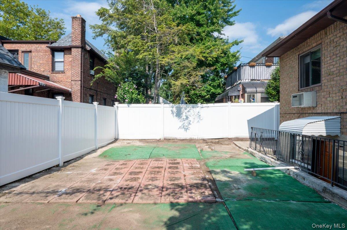 #5 photo, 16608 29th Avenue, Flushing , NY 11358