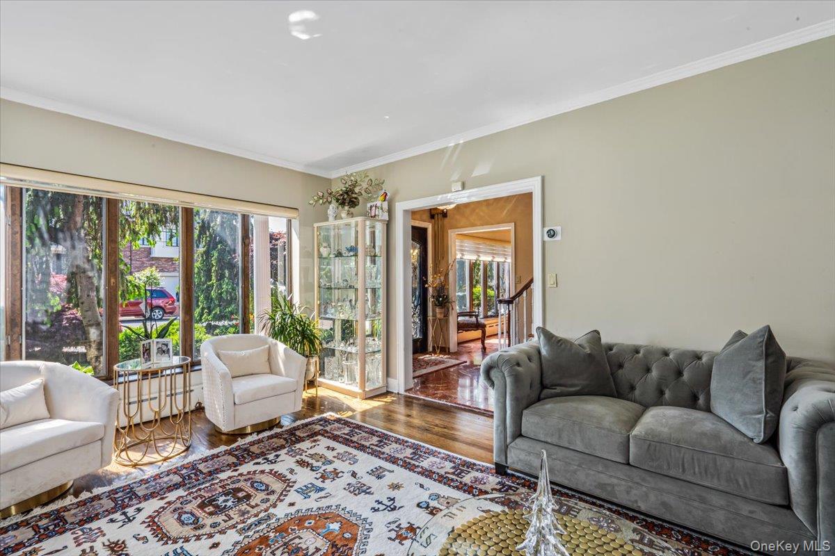 #19 photo, 2957 214th Place, クイーンズ区 Bayside , NY 11360