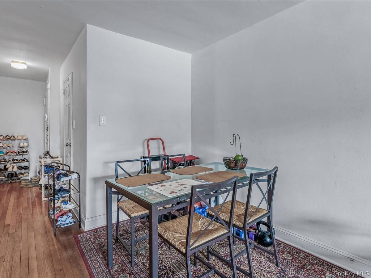 #5 photo, 94-31 59 Avenue, Elmhurst , NY 11373