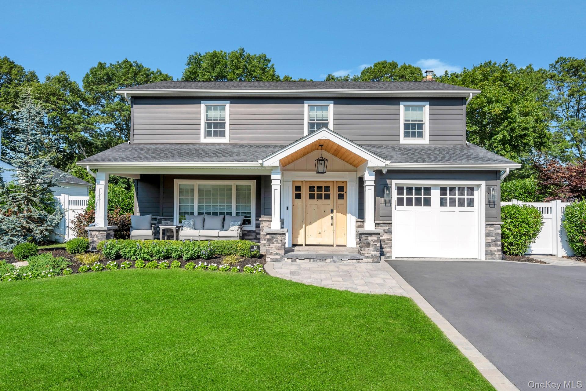 #1 photo, 98 Gainsborough Road, 東長島 Holbrook , NY 11741