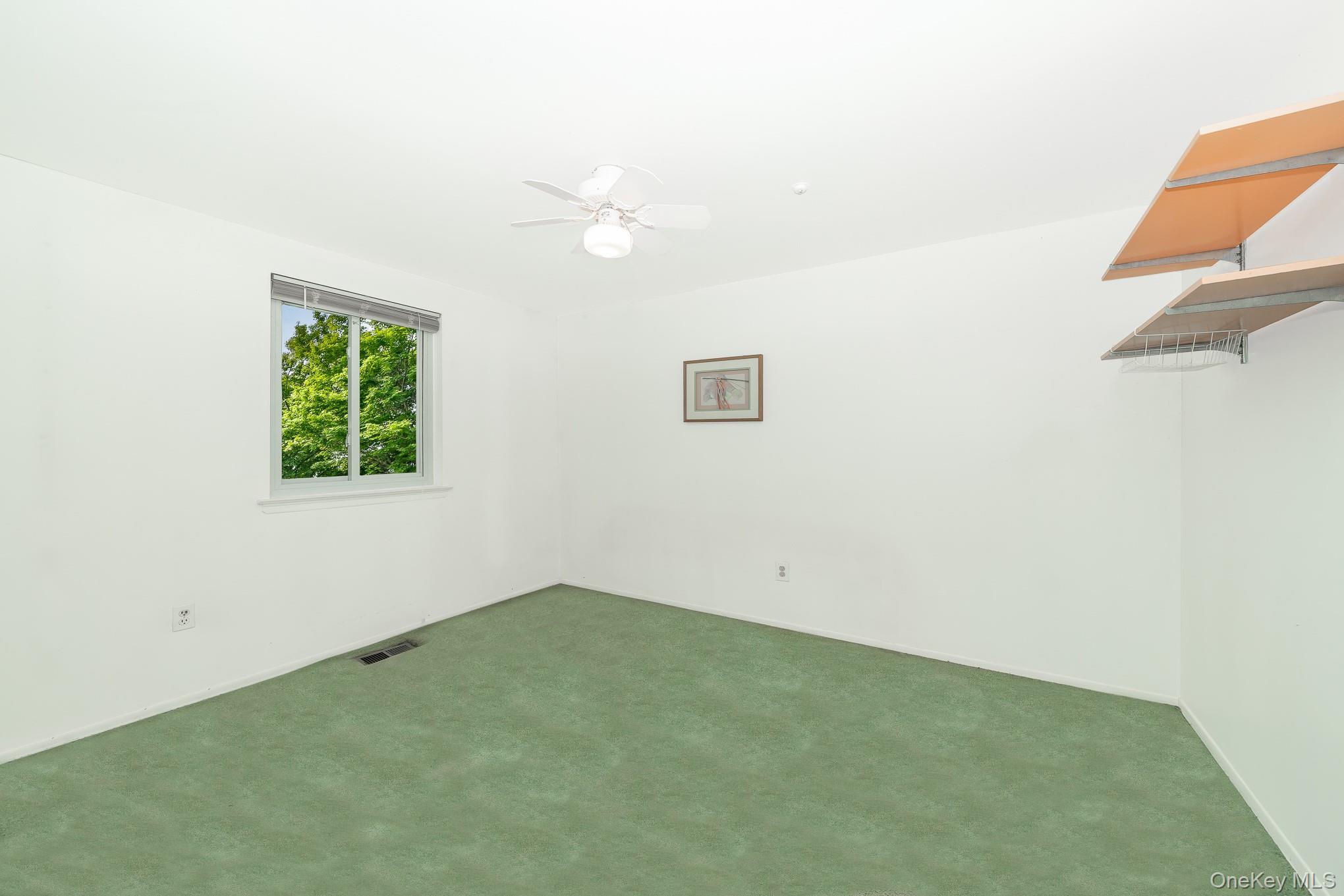 #16 photo, 784 Blue Ridge Drive, 東長島 Medford , NY 11763