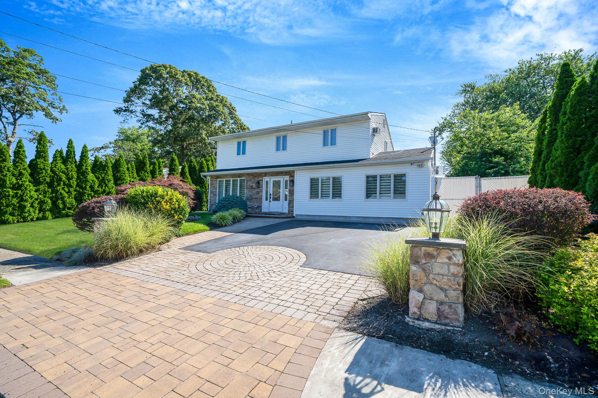 #2 photo, 29 Selden Boulevard, Centereach , NY 11720