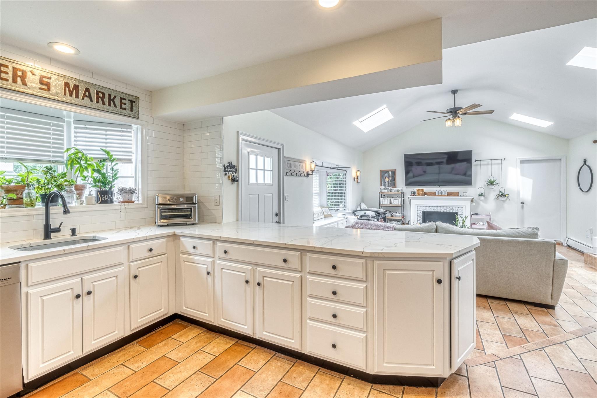 #14 photo, 2053 Stuyvesant Avenue, East Meadow , NY 11554