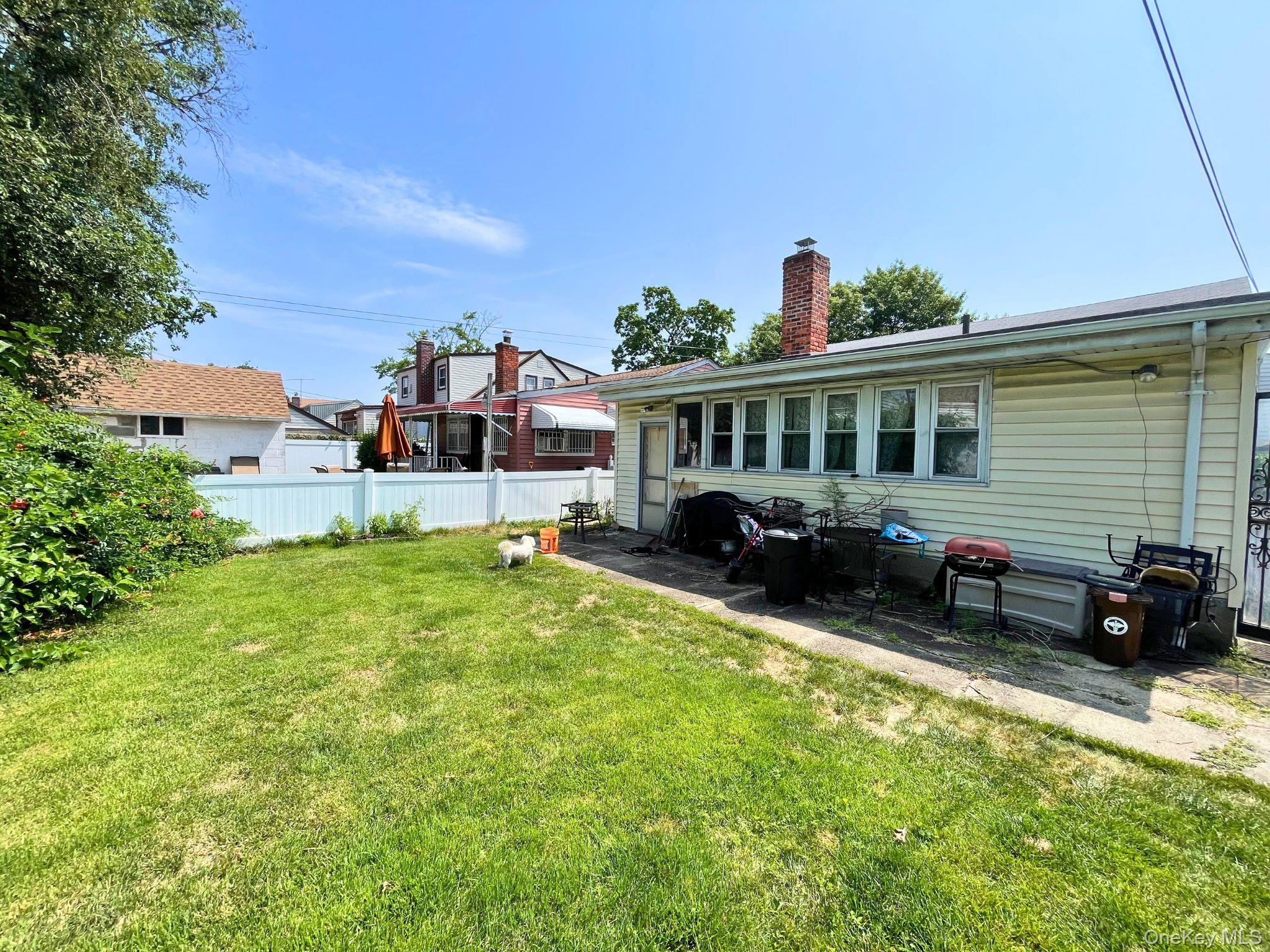 #4 photo, 12810 236th Street, Laurelton , NY 11422