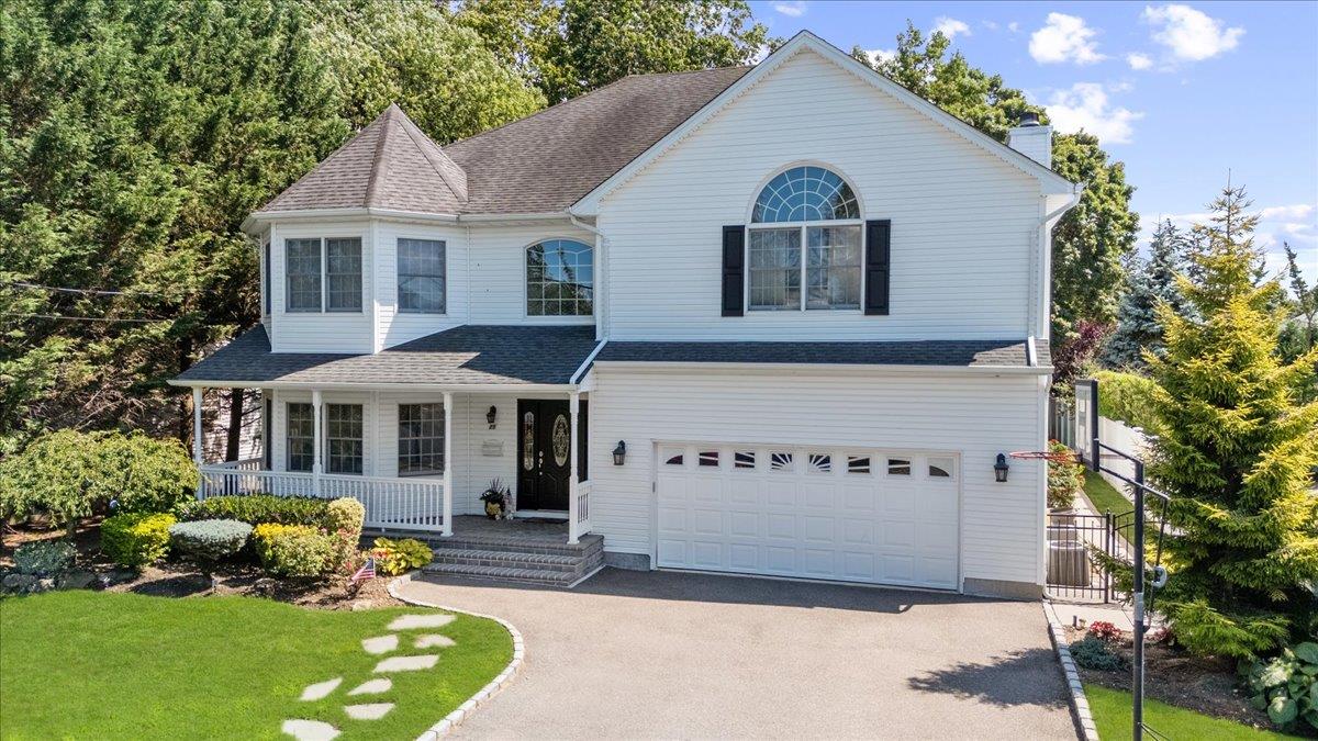 #1 photo, 25 Sycamore Avenue, Bethpage , NY 11714