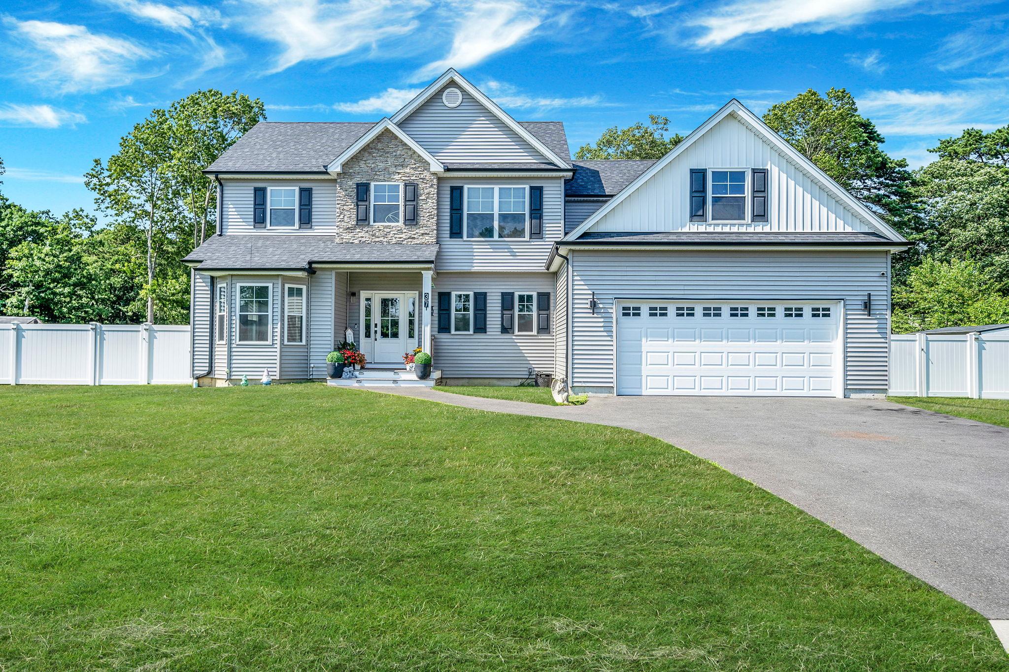 #1 photo, 37 William Street, 東長島 Bohemia , NY 11716