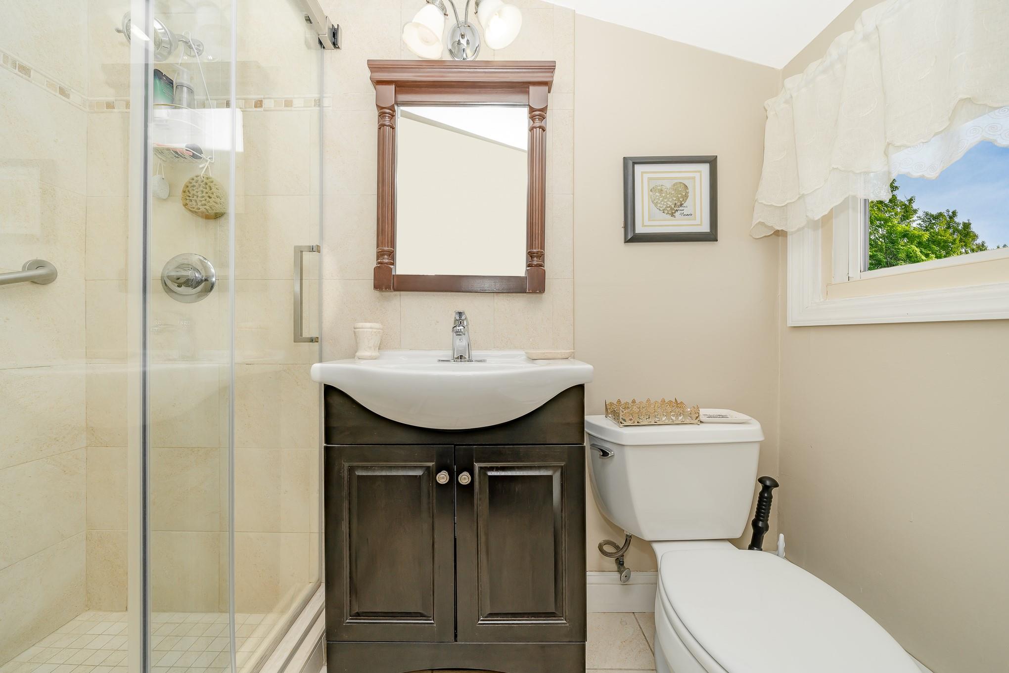 #19 photo, 49 Iroquois Street, 長島 Massapequa , NY 11758