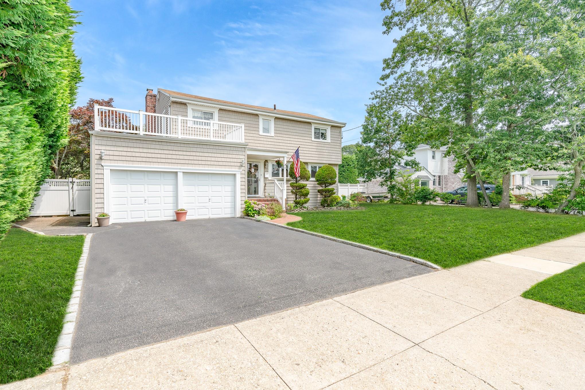 #2 photo, 49 Iroquois Street, 長島 Massapequa , NY 11758