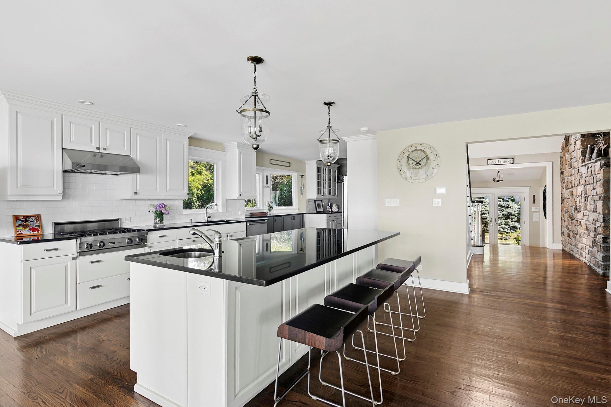 #8 photo, 29 Bittersweet Lane, サフォーク郡 Southampton , NY 11963