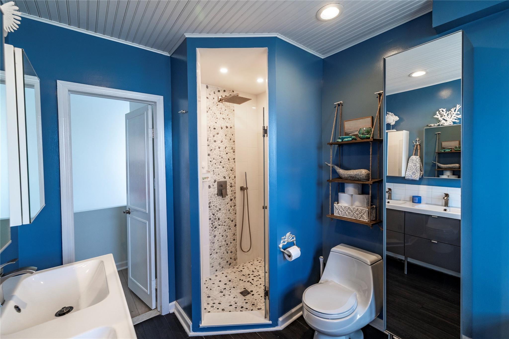 #16 photo, 644 Arthur Street, Baldwin , NY 11510