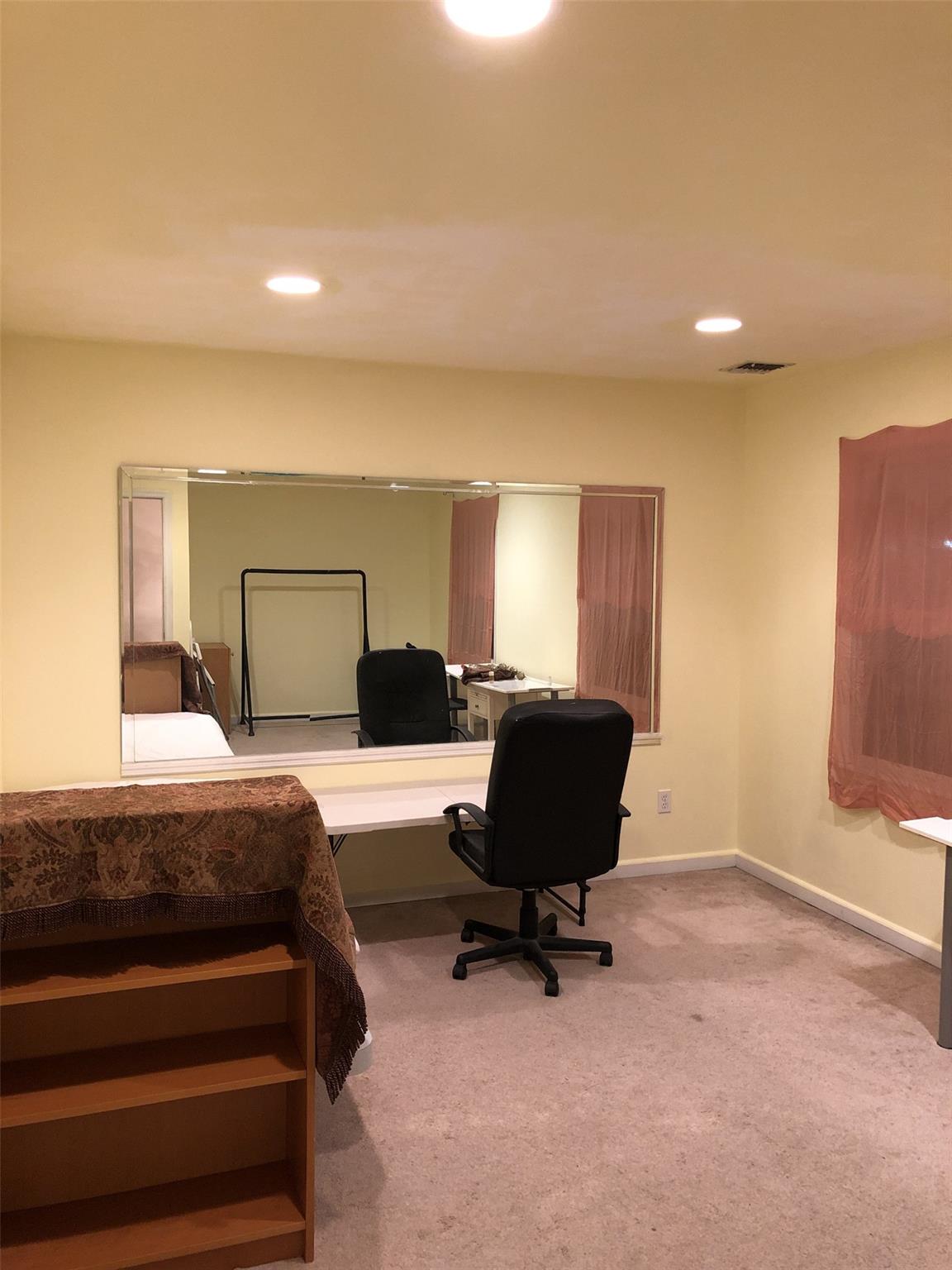 #5 photo, 2475 Nesconset Highway, サフォーク郡 Lake Grove , NY 11755