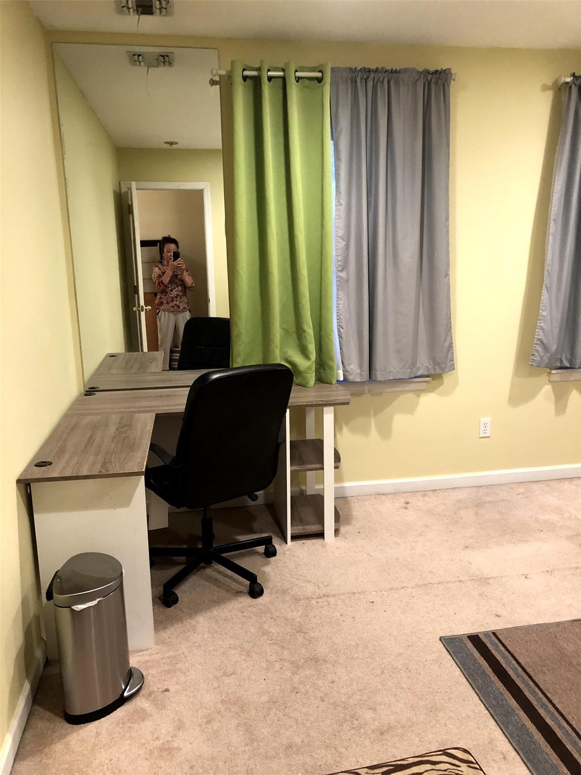 #6 photo, 2475 Nesconset Highway, サフォーク郡 Lake Grove , NY 11755