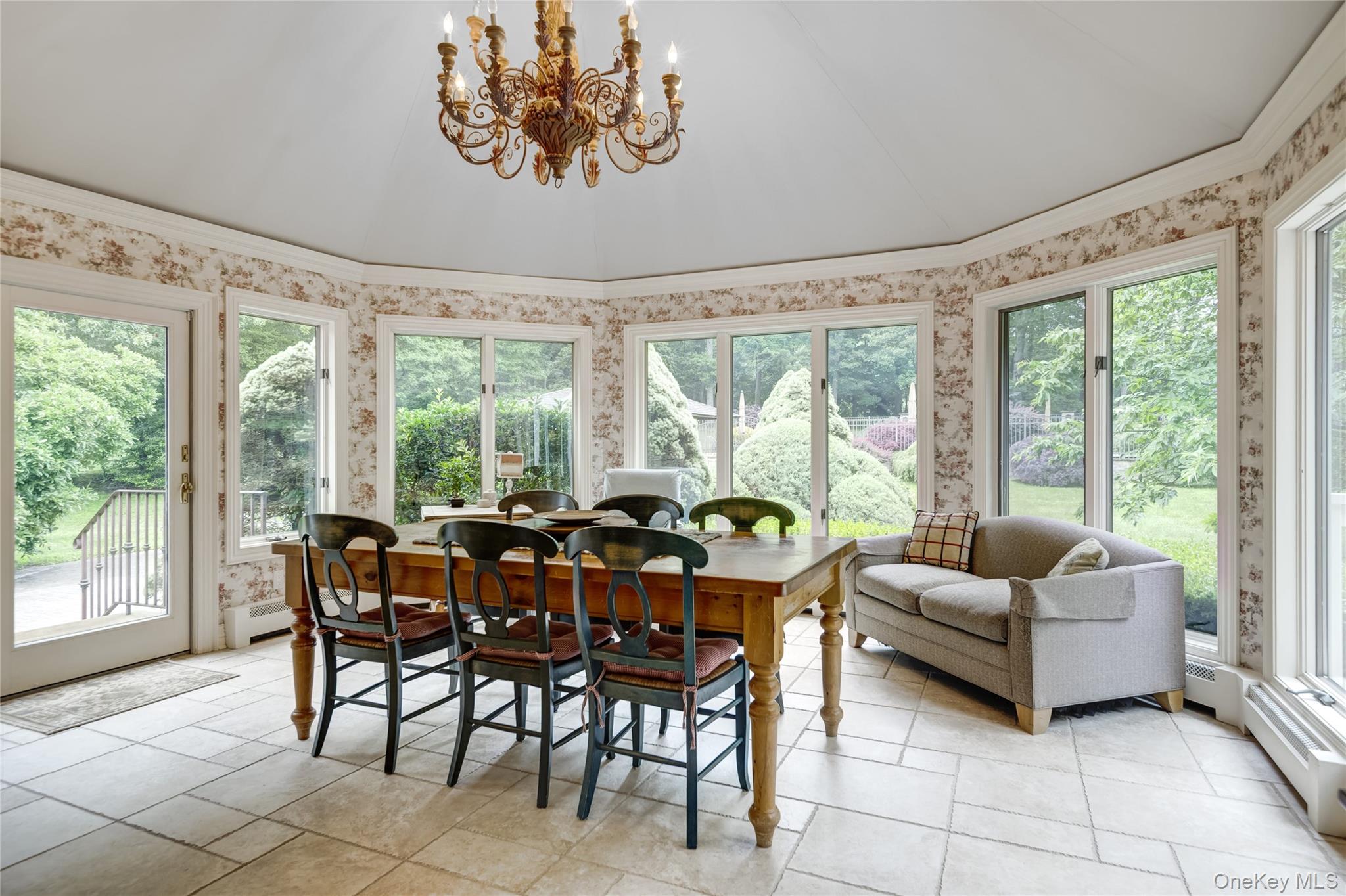 #15 photo, 527 Split Rock Road, Syosset , NY 11791