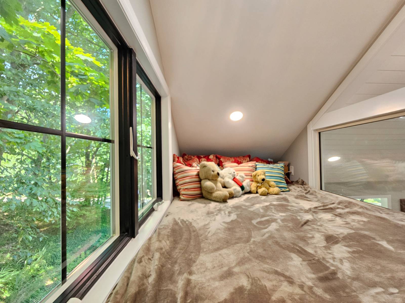 #10 photo, 127 waterside ave, north port , NY 11768