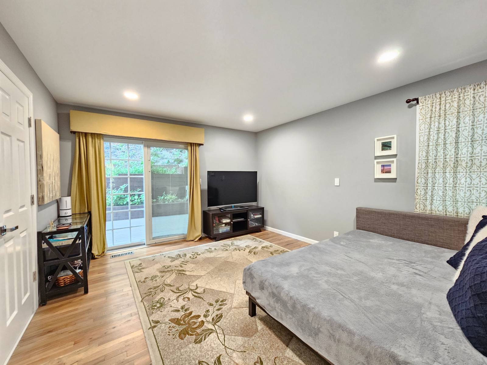 #7 photo, 127 waterside ave, north port , NY 11768