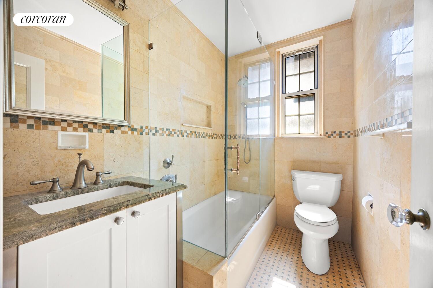 #10 photo, 639 W END Avenue, マンハッタン Upper West Side , NY 10024