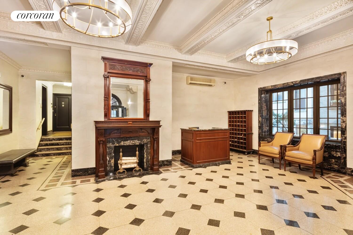 #12 photo, 639 W END Avenue, マンハッタン Upper West Side , NY 10024