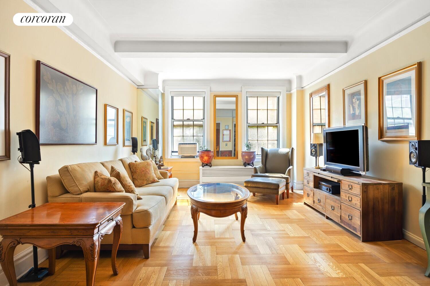 #3 photo, 639 W END Avenue, マンハッタン Upper West Side , NY 10024