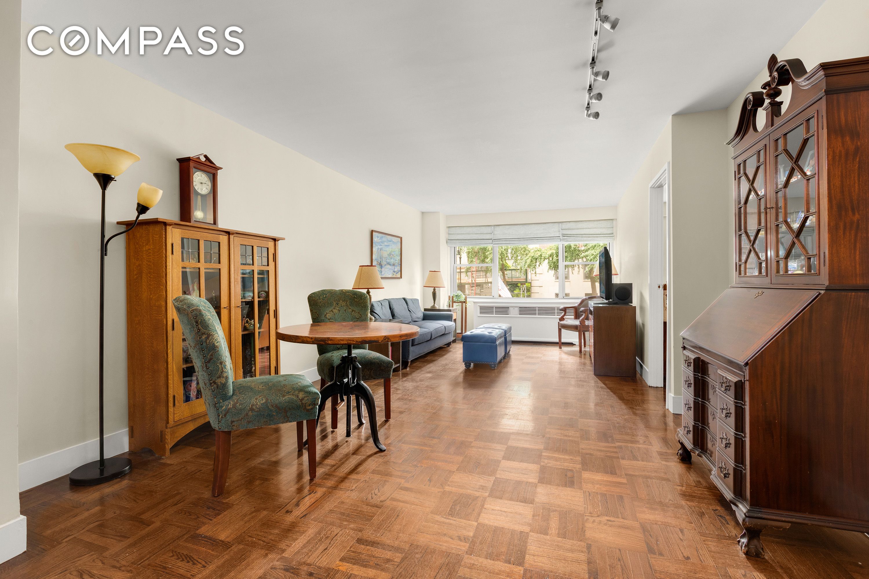 #1 photo, 525 E 86th Street, Upper East Side , NY 10028
