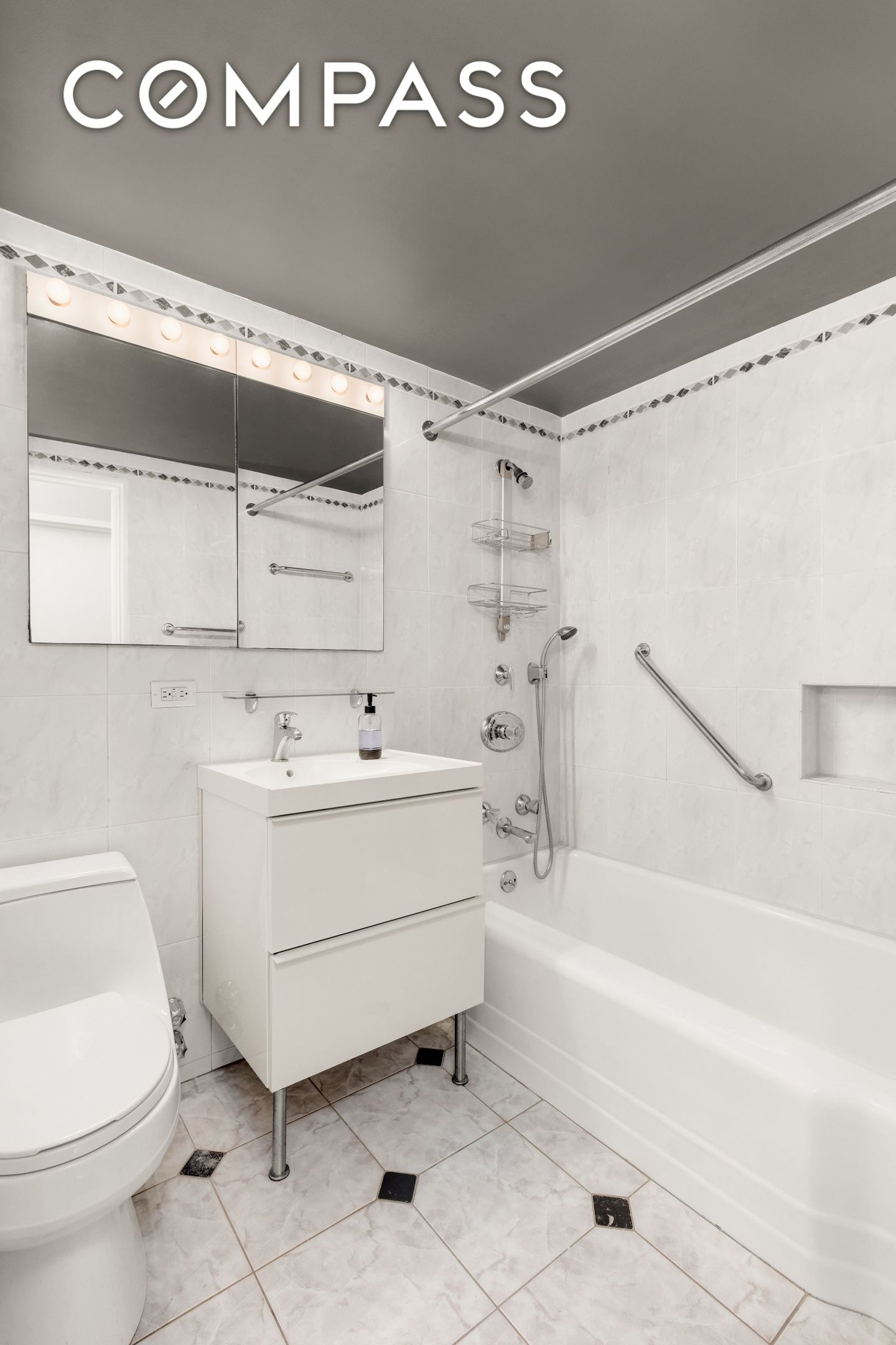 #9 photo, 525 E 86th Street, Upper East Side , NY 10028