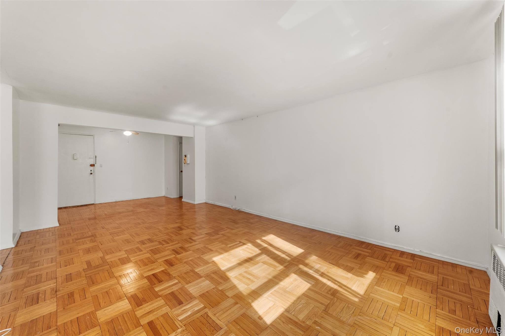 #7 photo, 1296 Midland Avenue, Yonkers , NY 10704