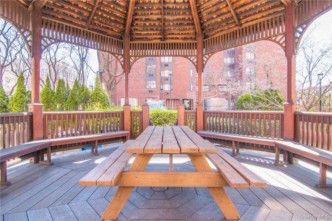 #12 photo, 4 Martine Avenue, White Plains , NY 10606