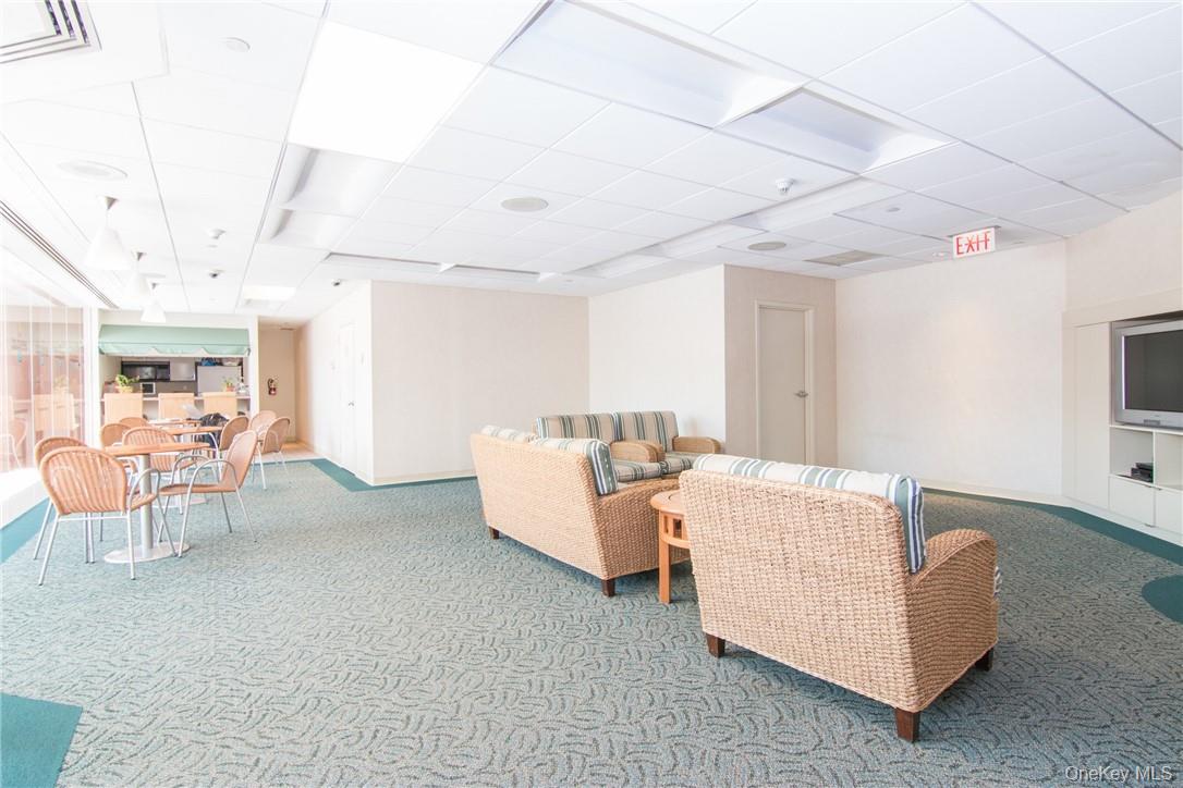 #16 photo, 4 Martine Avenue, White Plains , NY 10606