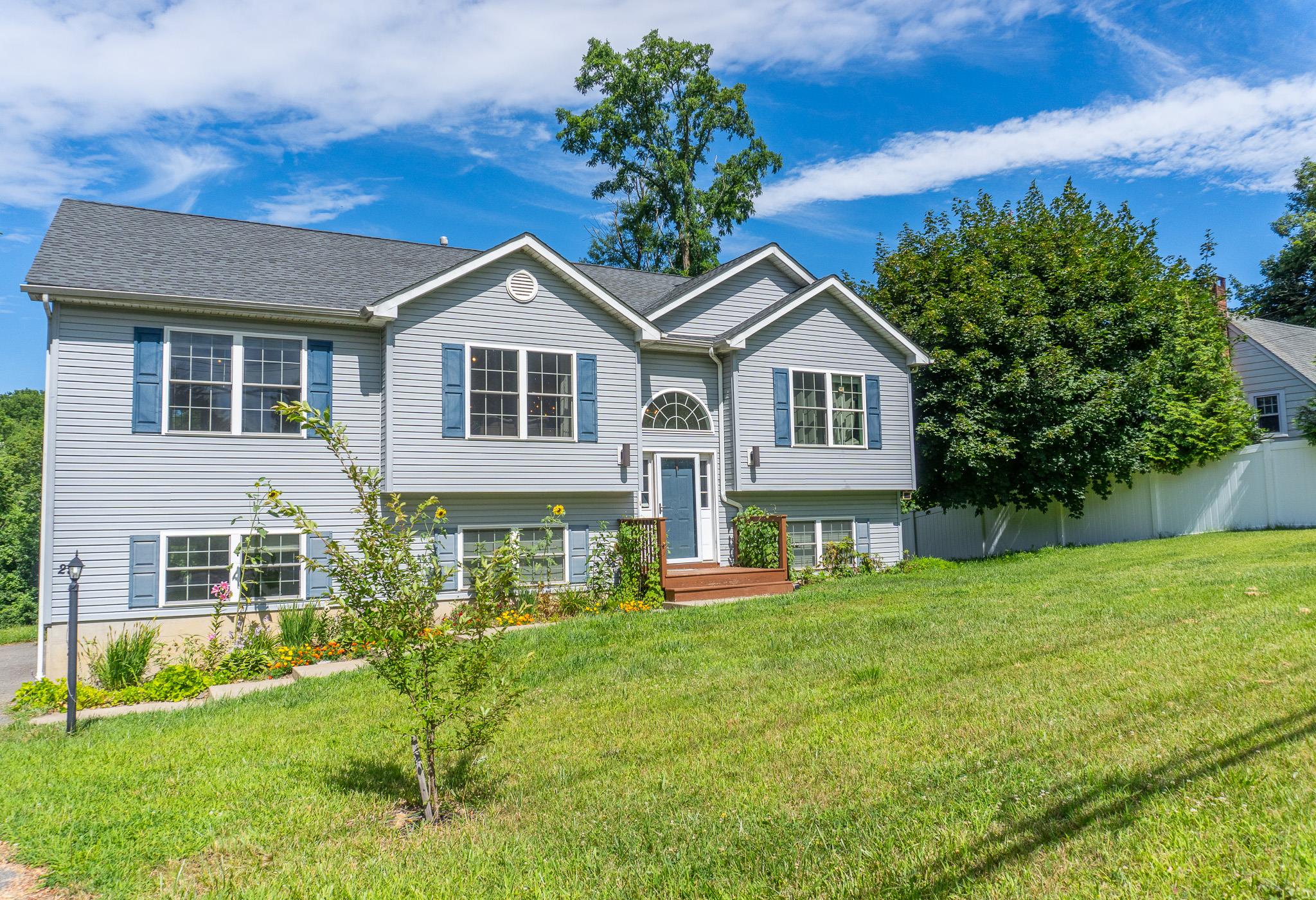 #1 photo, 25 Red Schoolhouse Road, Fishkill , NY 12524
