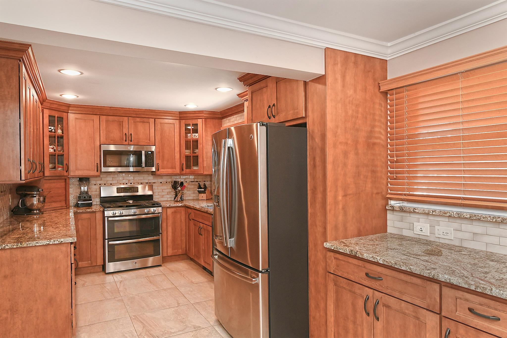 #10 photo, 859 Brent Drive, ناسو Wantagh , NY 11793