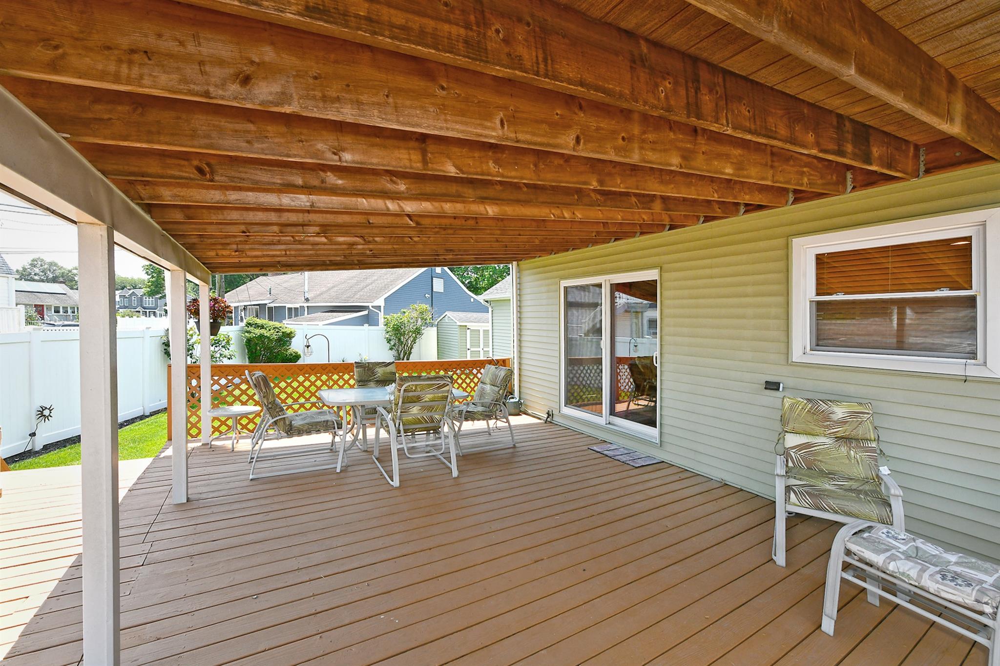 #20 photo, 859 Brent Drive, ناسو Wantagh , NY 11793