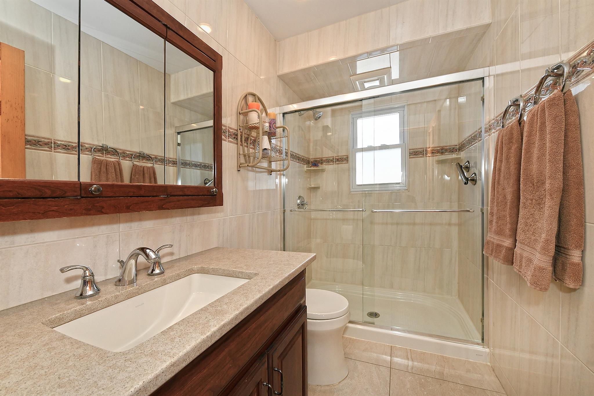 #8 photo, 859 Brent Drive, ناسو Wantagh , NY 11793