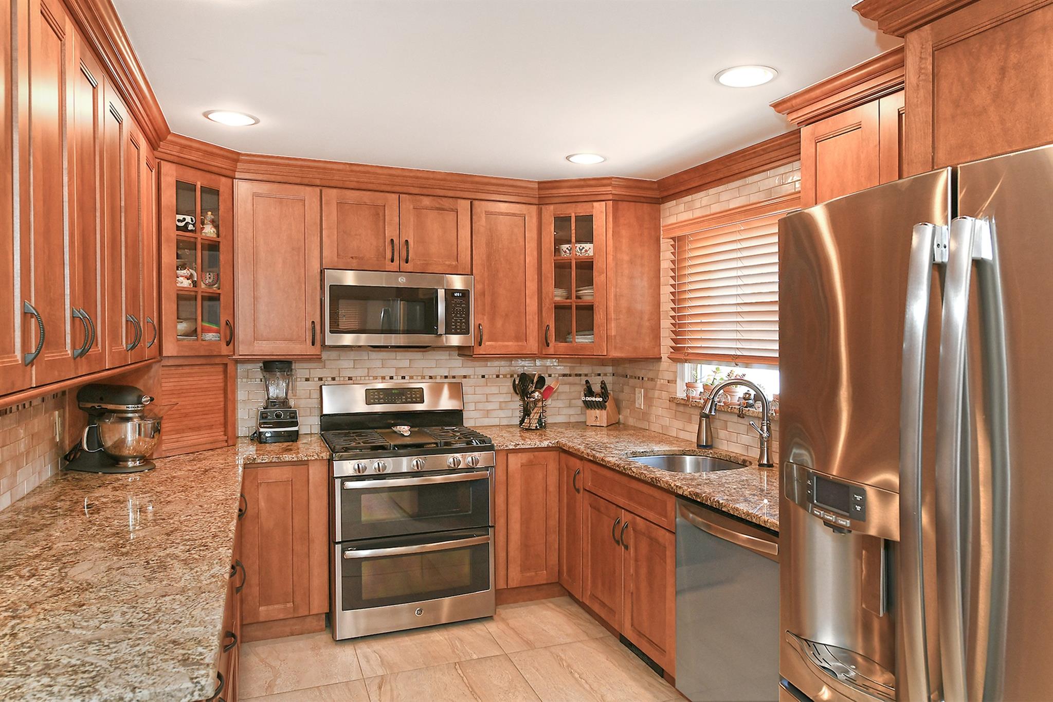 #9 photo, 859 Brent Drive, ناسو Wantagh , NY 11793