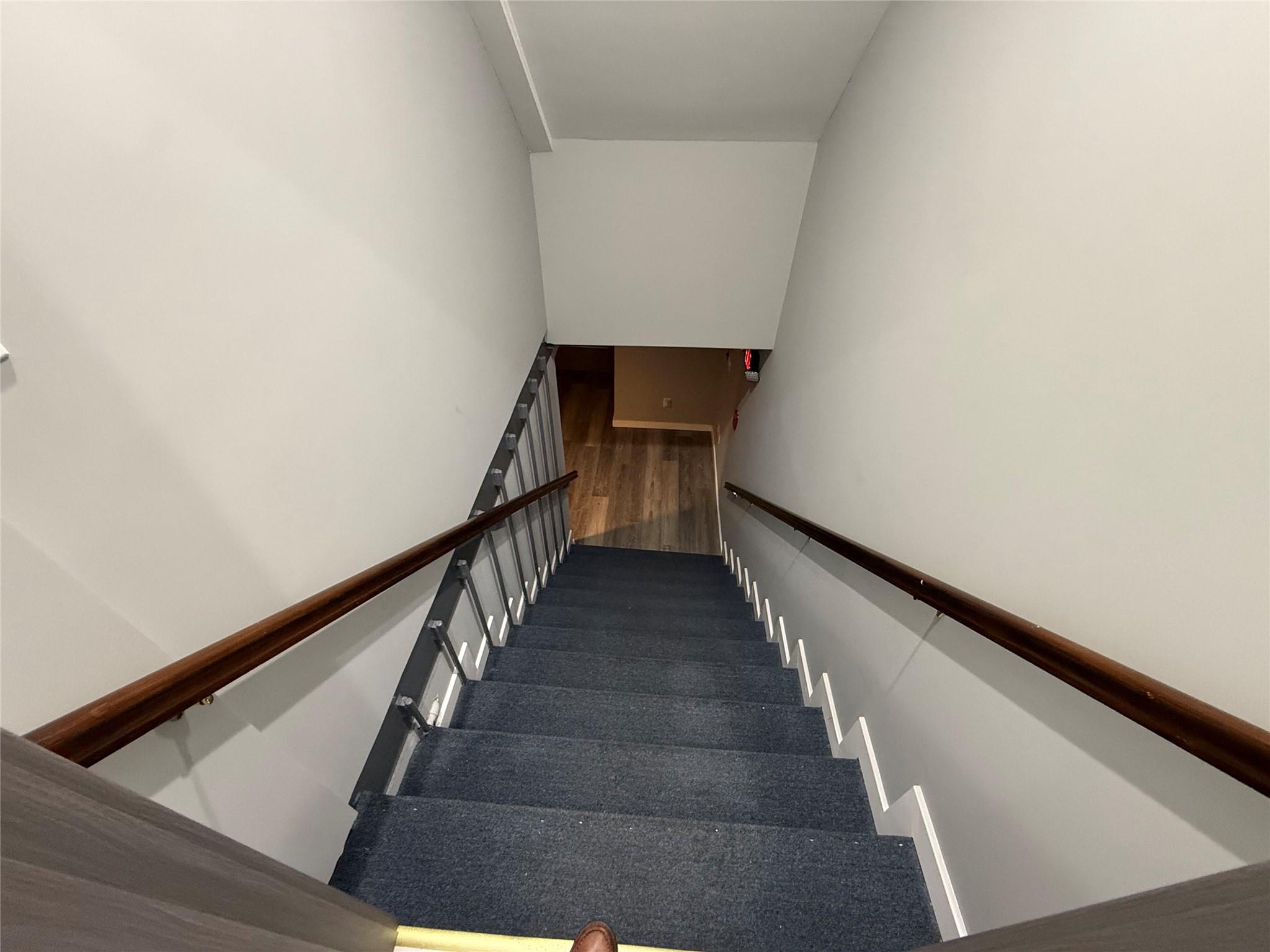 #13 photo, 266 Main Street, サフォーク郡 Huntington , NY 11743