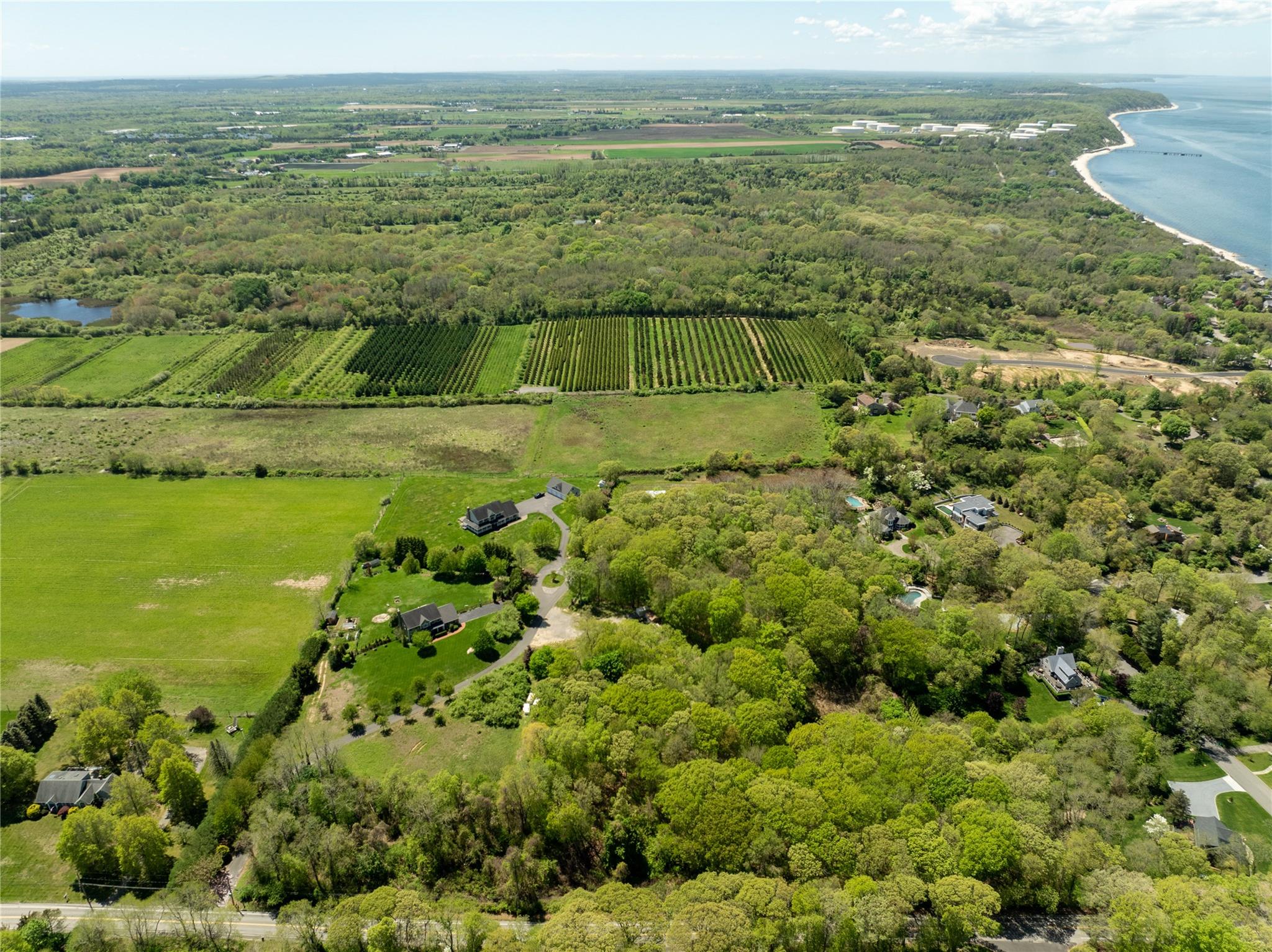 #12 photo, Pier Avenue, サフォーク郡 Jamesport , NY 11901