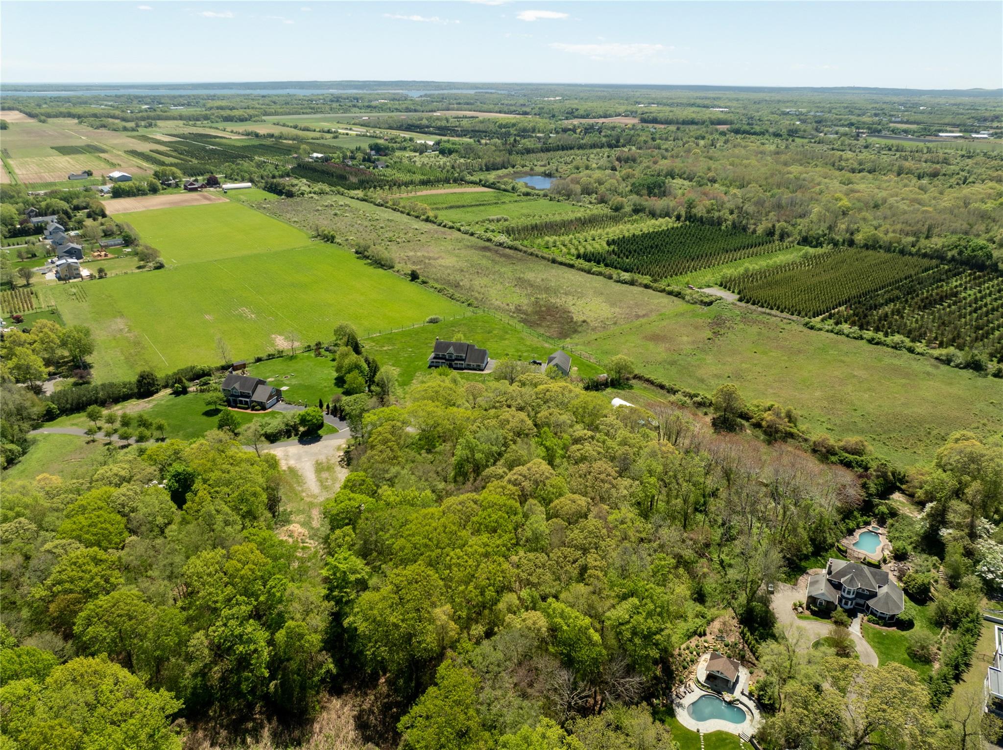 #14 photo, Pier Avenue, サフォーク郡 Jamesport , NY 11901