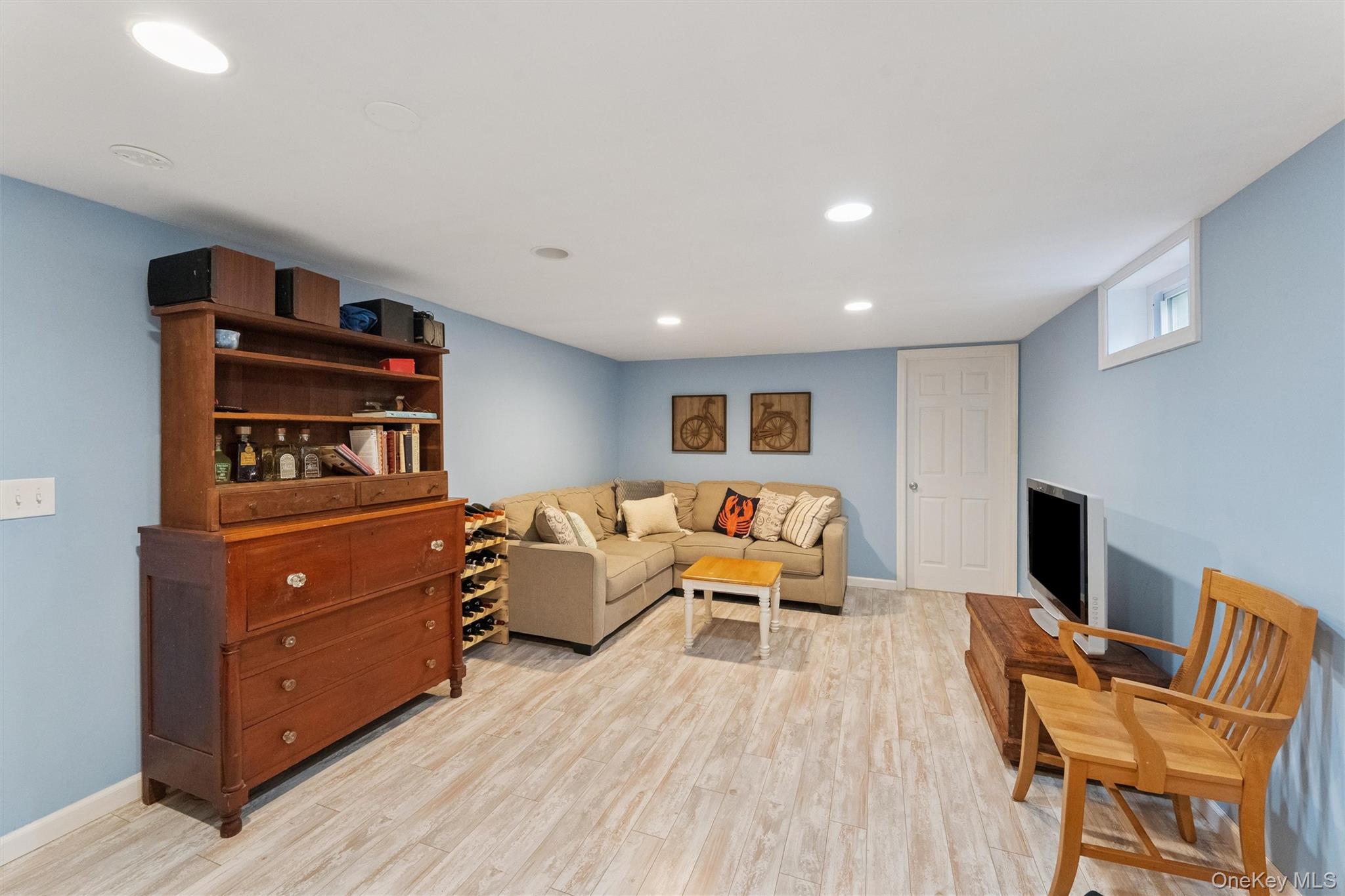 #12 photo, 27 South Country Road, サフォーク郡 Westhampton , NY 11977