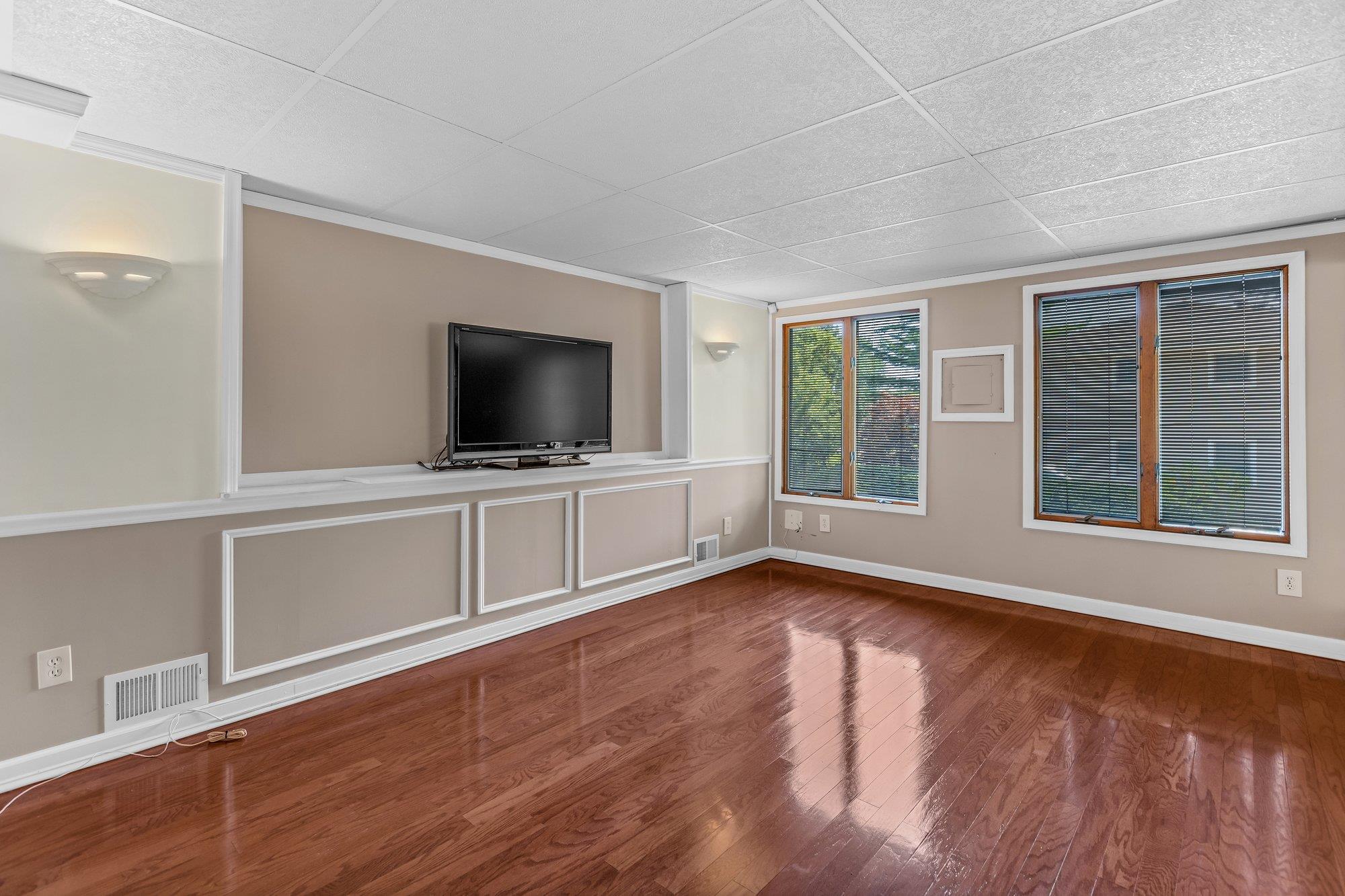 #14 photo, 118 Yale Avenue, Oakdale , NY 11769