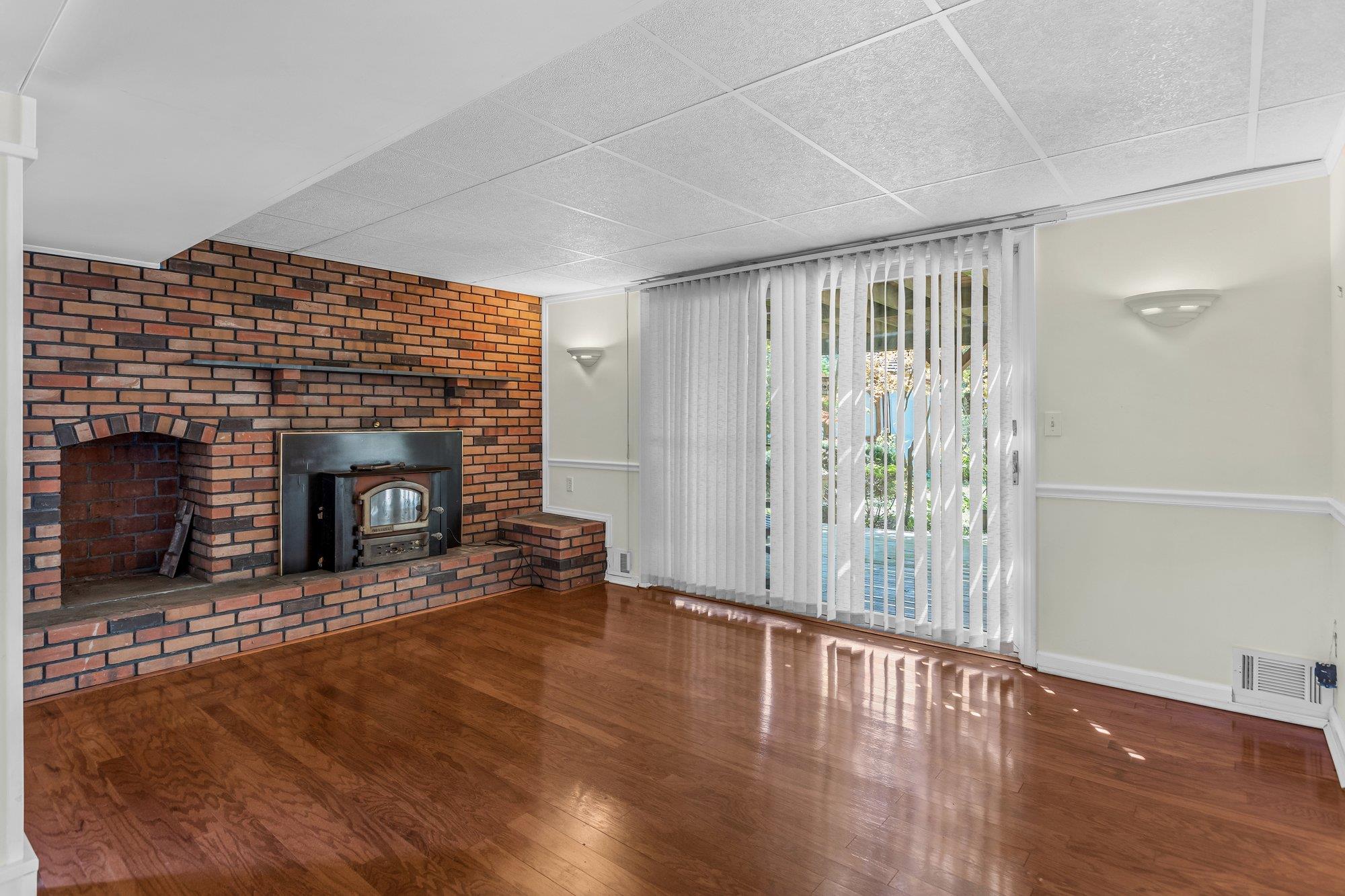 #15 photo, 118 Yale Avenue, Oakdale , NY 11769