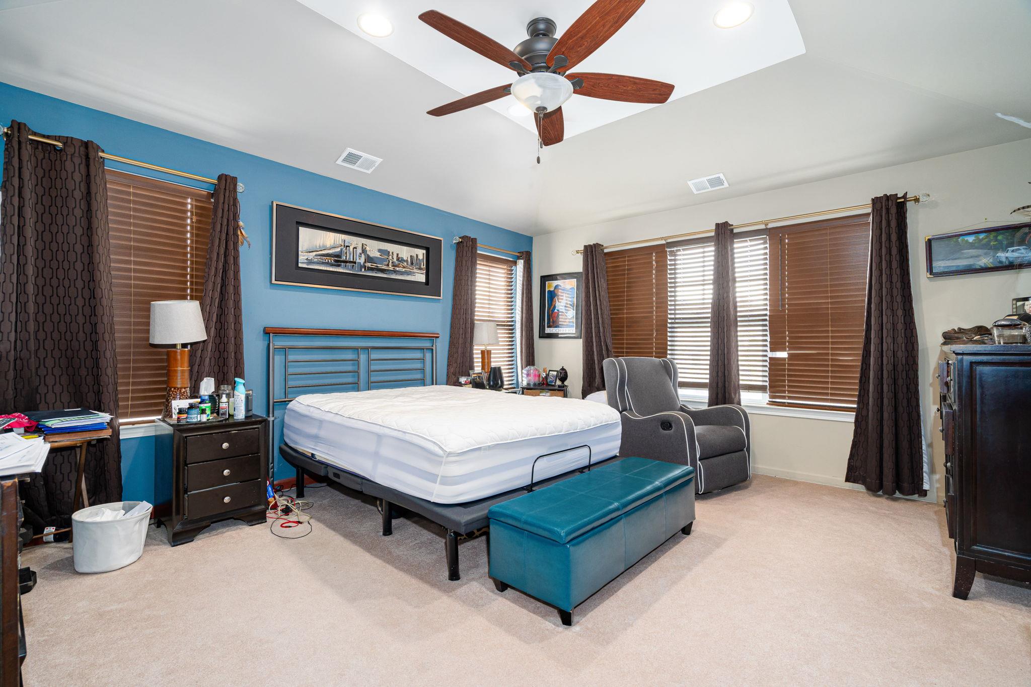 #18 photo, 7 Avoncroft Lane, Middletown , NY 10940