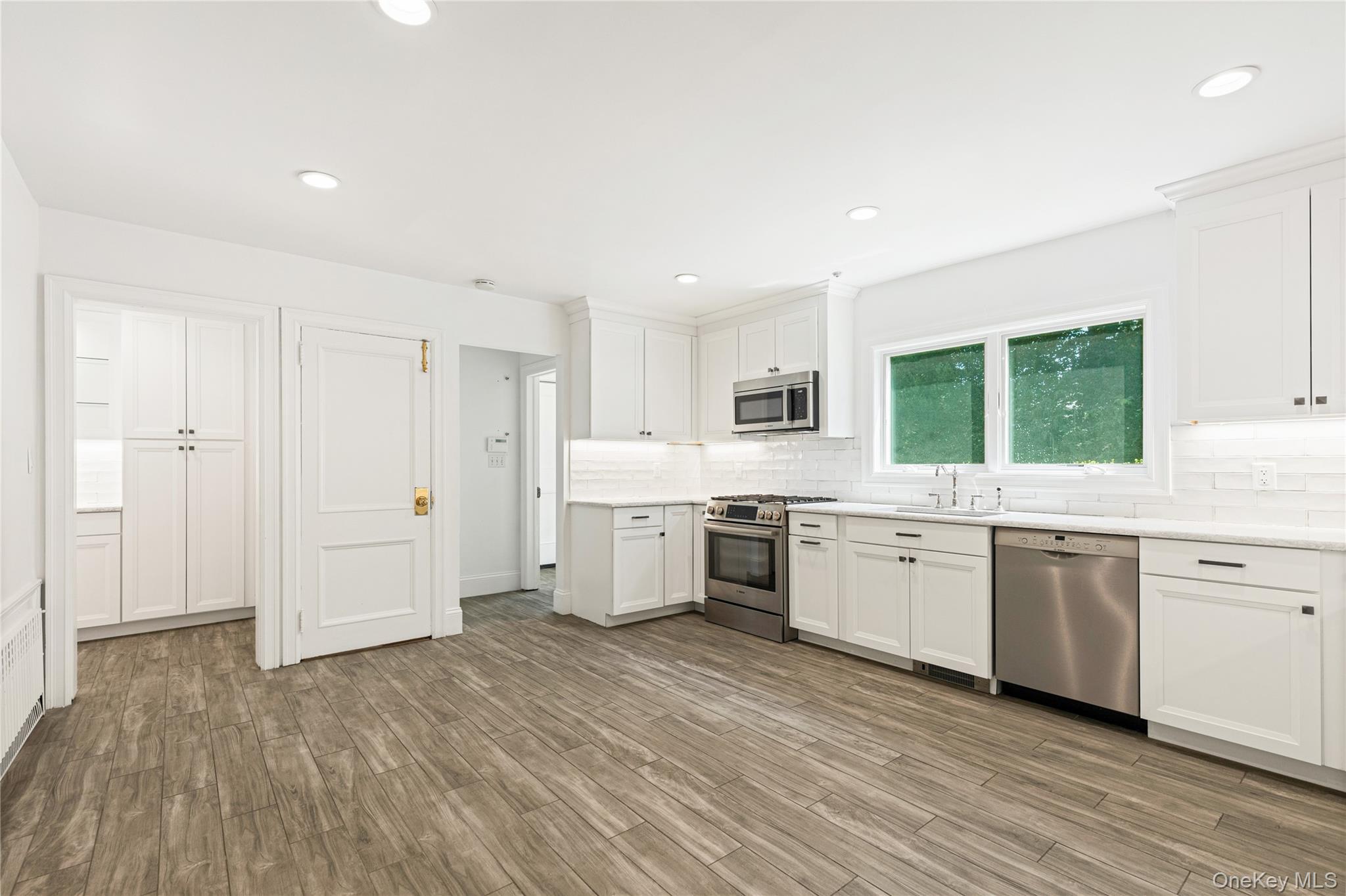 #15 photo, 30 Park Drive, Rye , NY 10580