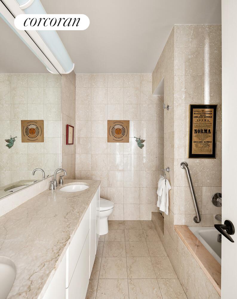 #9 photo, 200 E 69TH Street, マンハッタン Lenox Hill , NY 10021