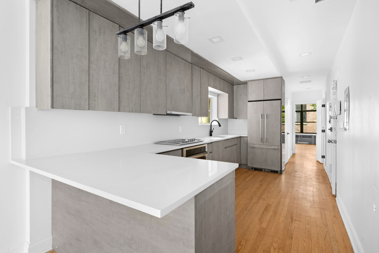 #3 photo, 33 W 9TH Street, マンハッタン Greenwich Village , NY 10011