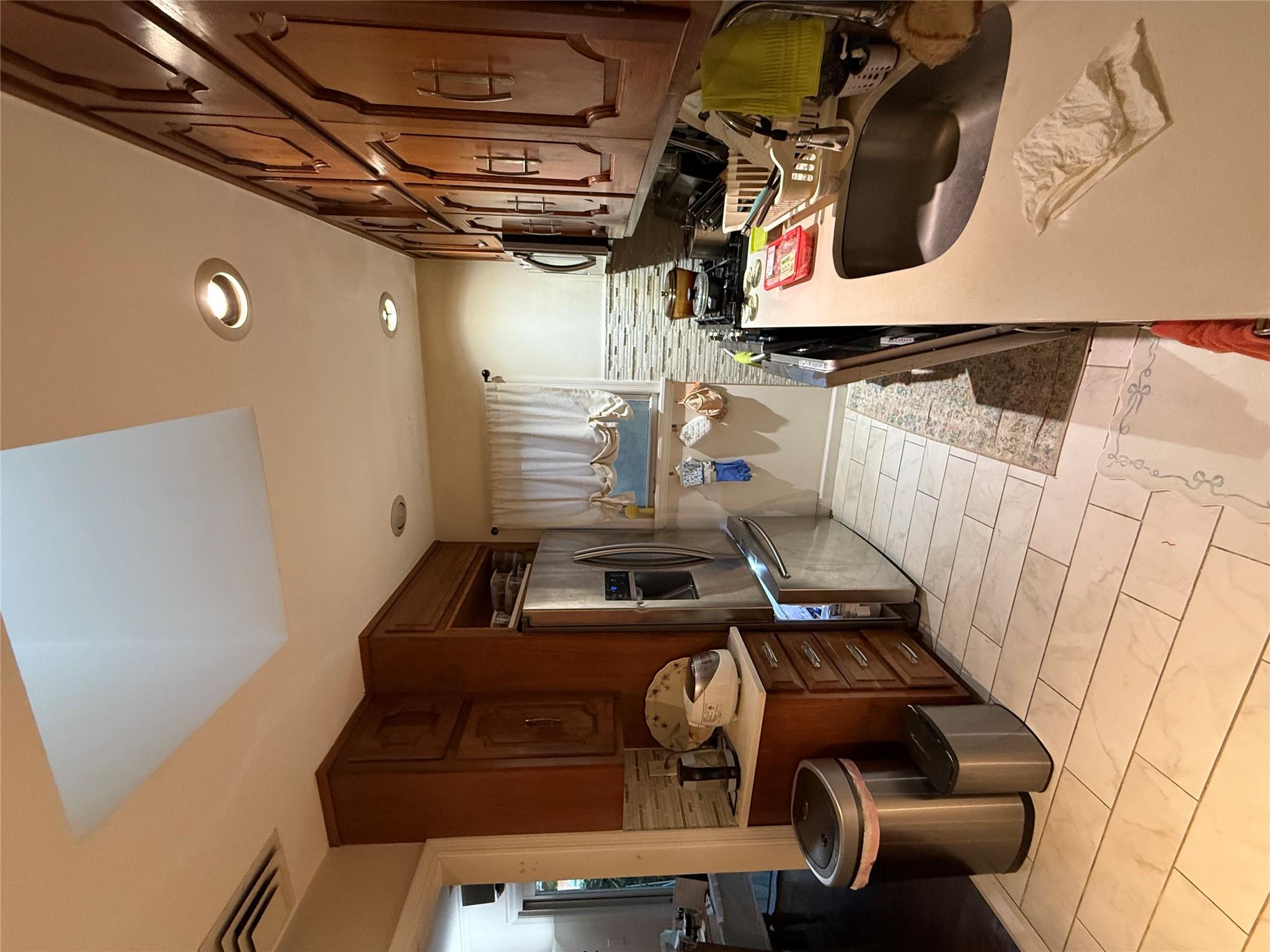 #4 photo, 64-47 215 Street, Bayside , NY 11364