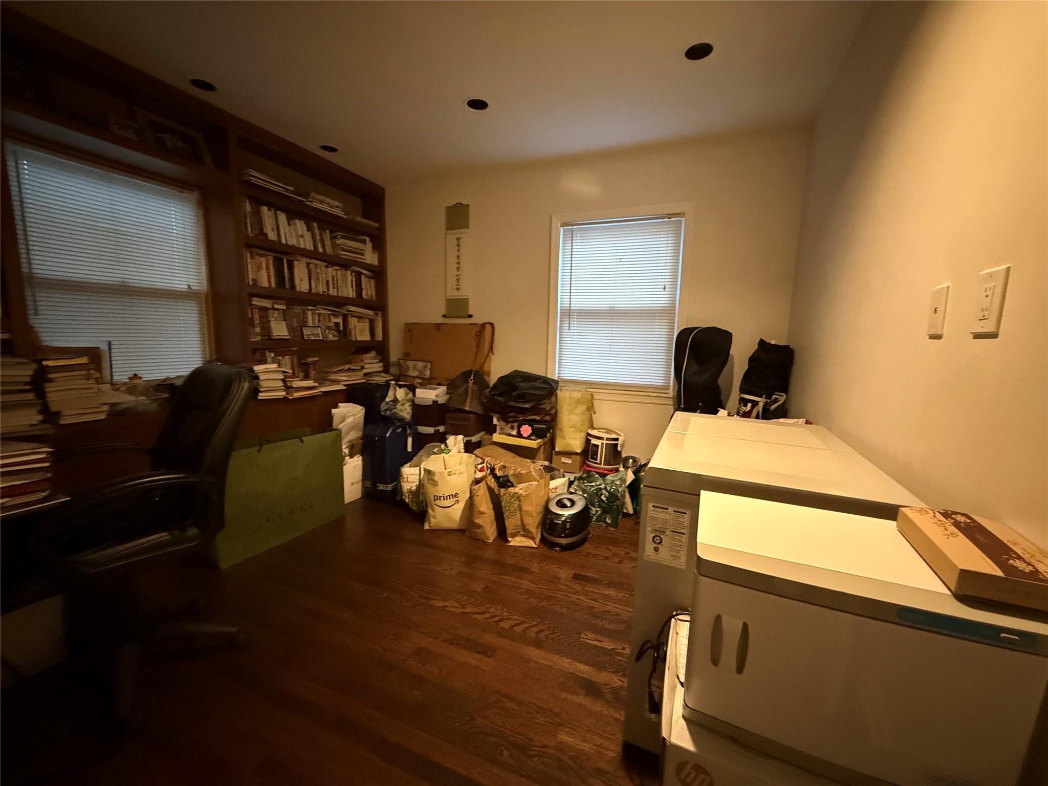 #9 photo, 64-47 215 Street, Bayside , NY 11364