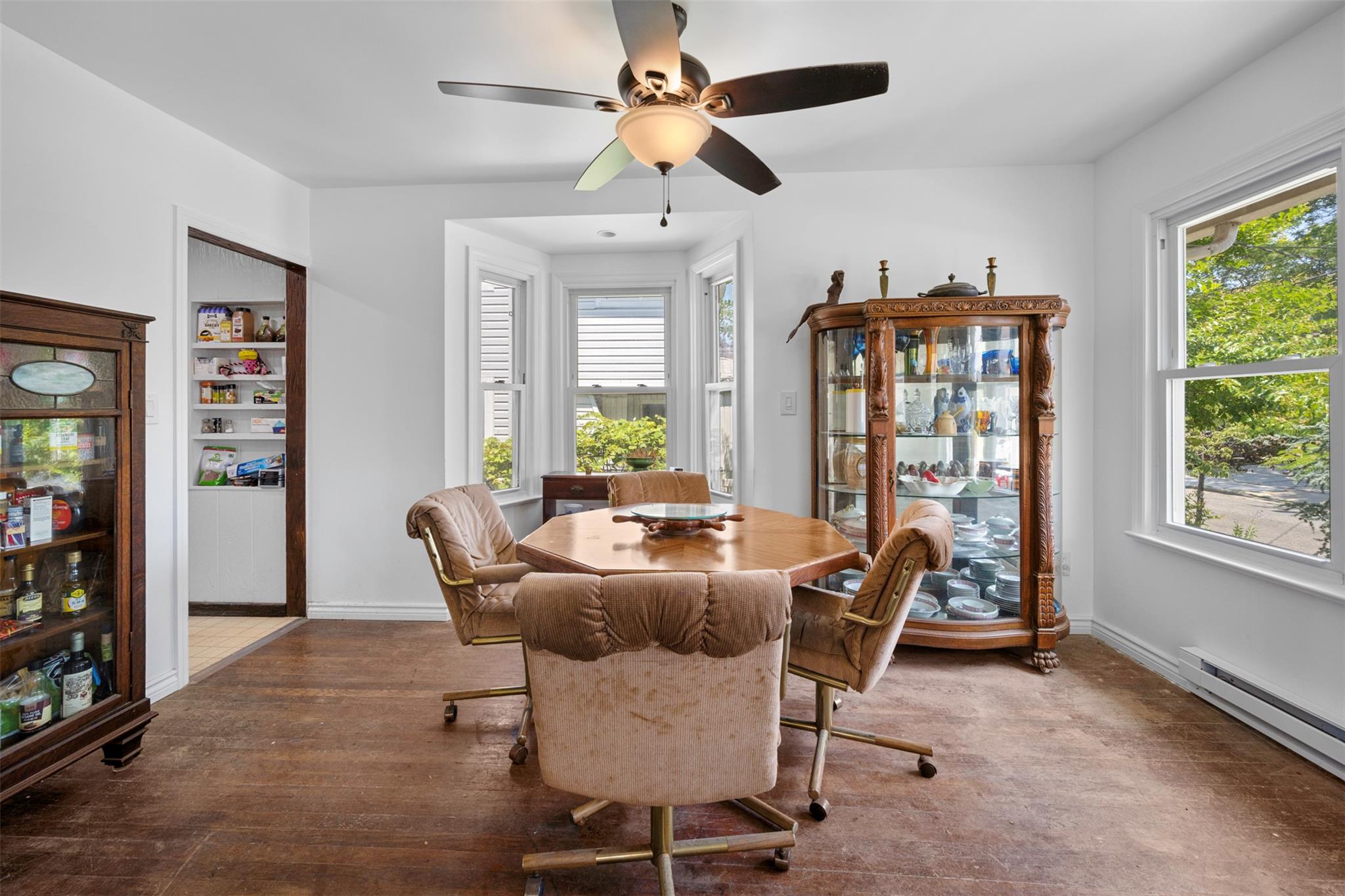 #11 photo, 142 Gordon Place, Freeport , NY 11520