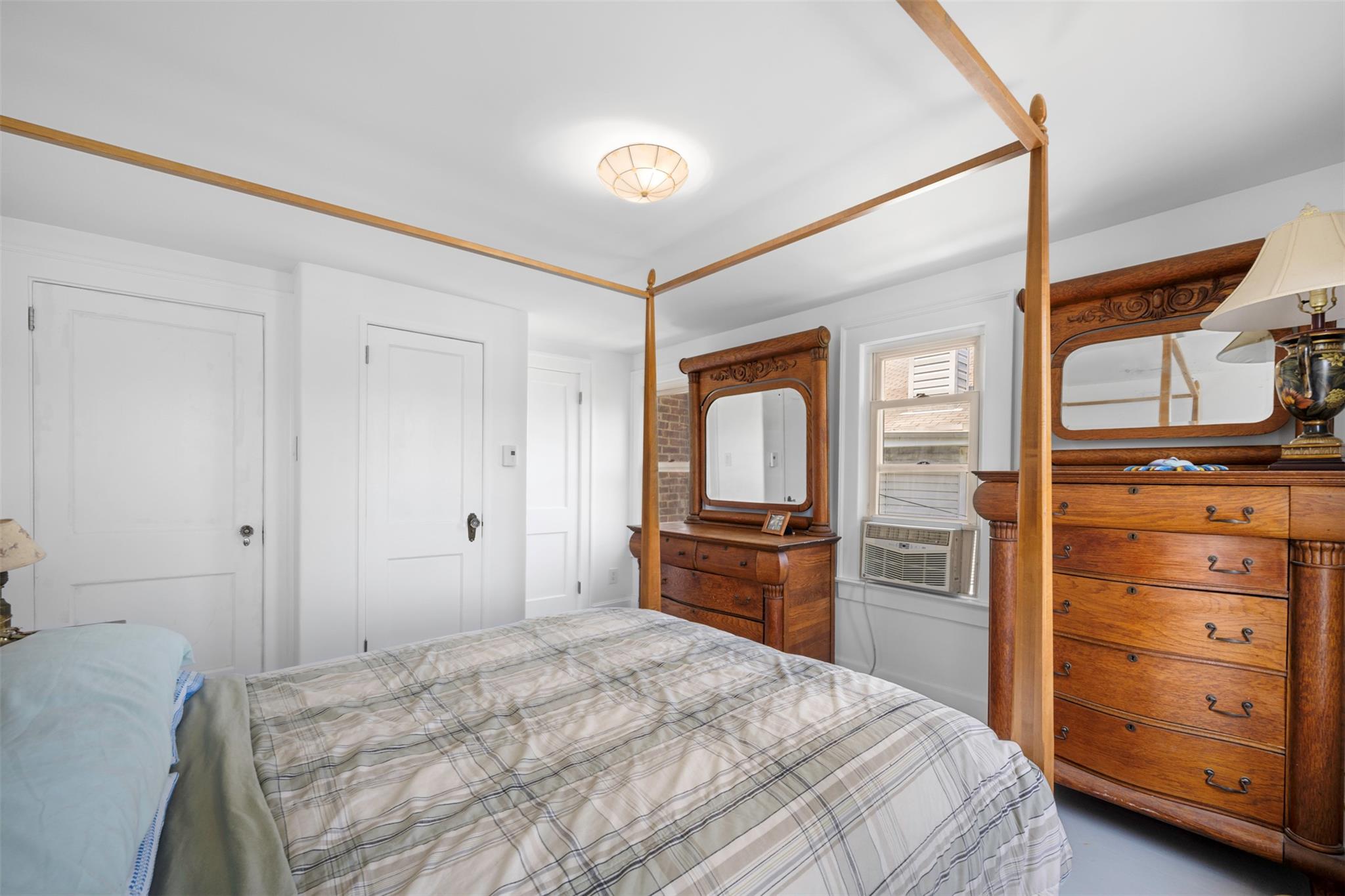 #18 photo, 142 Gordon Place, Freeport , NY 11520