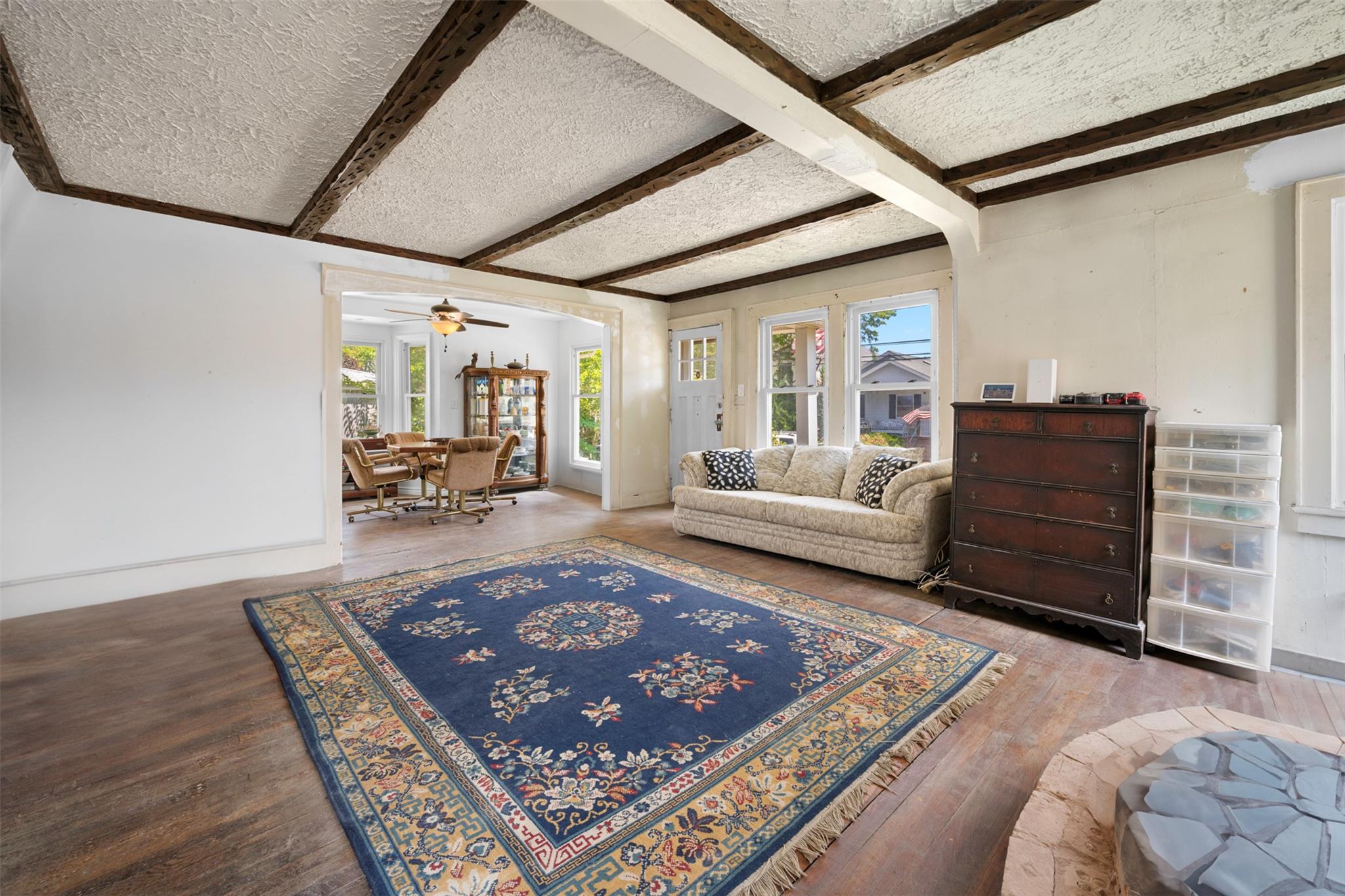 #6 photo, 142 Gordon Place, Freeport , NY 11520