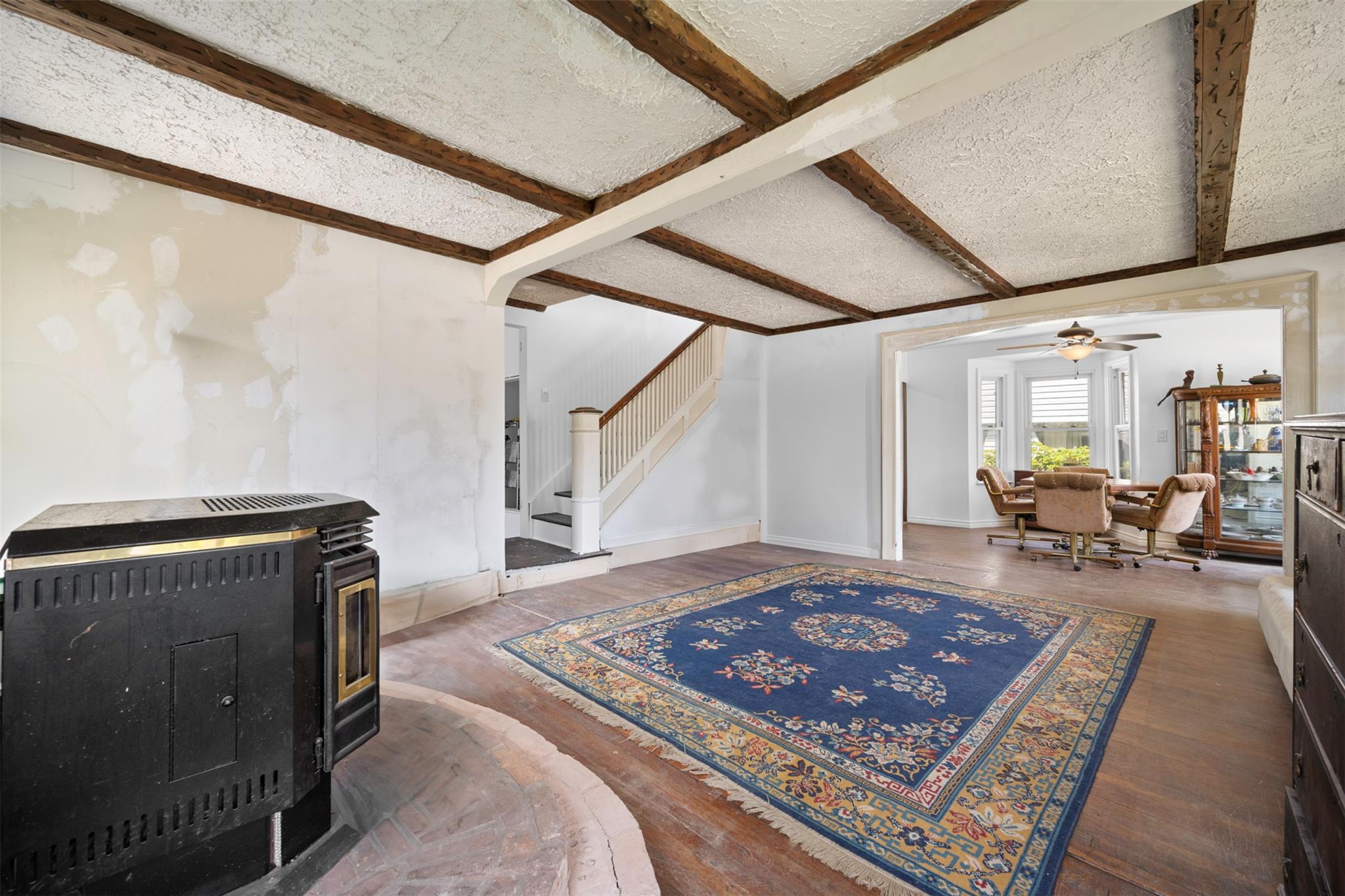 #8 photo, 142 Gordon Place, Freeport , NY 11520