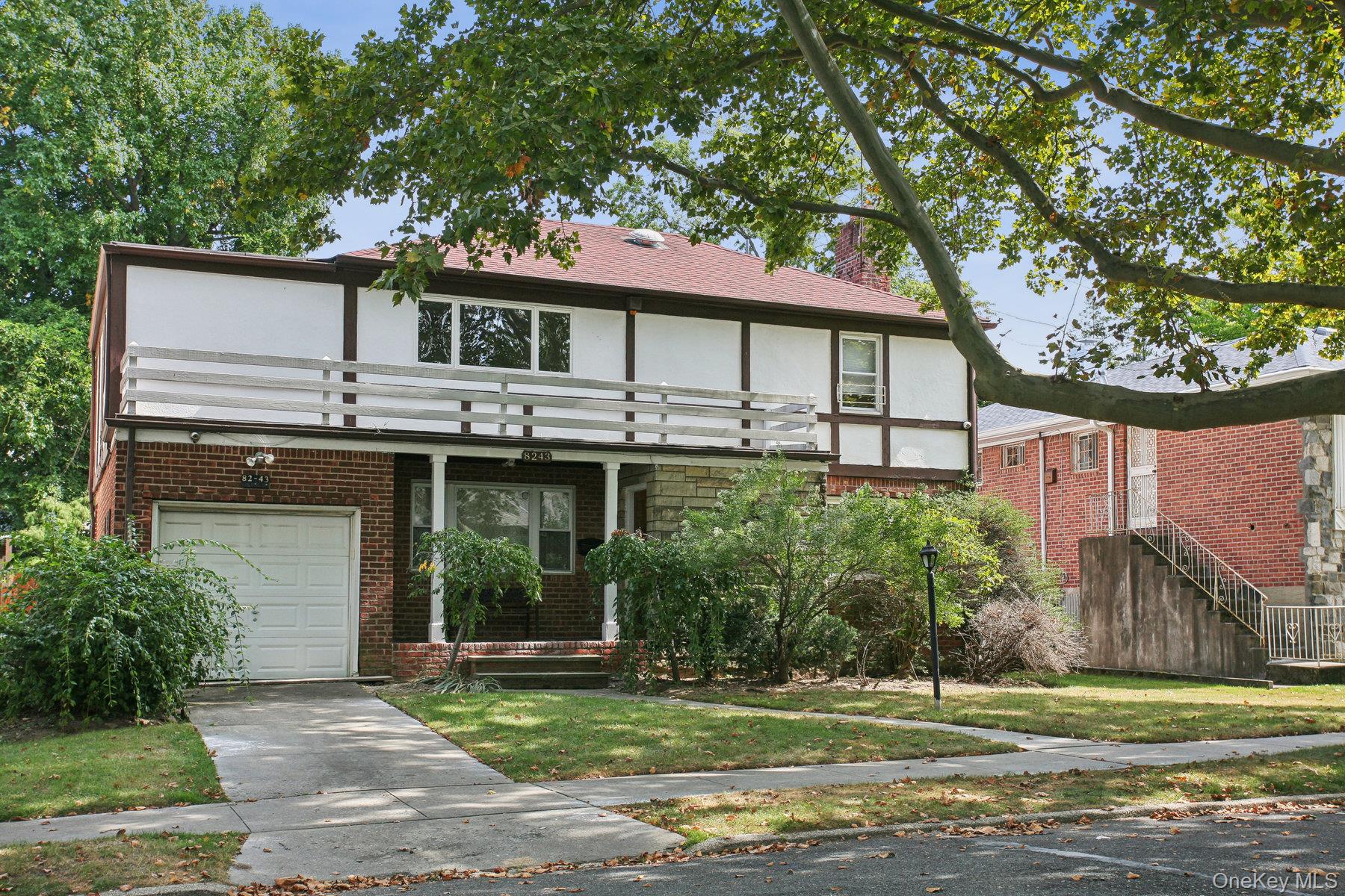 #1 photo, 82-43 213th Street, クイーンズ区 Hollis Hills , NY 11427